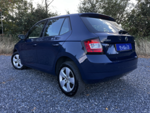 2015 Skoda Fabia 1.2 Tsi Se in Blue — image 5