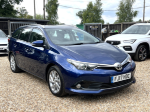 2017 Toyota Auris