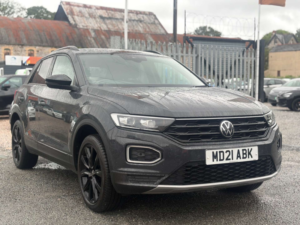 2021 Volkswagen T-Roc 1.5 T-Roc Black Edition Tsi Evo Semi-Auto 5dr in Grey — image 1
