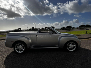 2004 Chevrolet Ssr 5.3 V8 Convertible Pickup in Silver — image 6