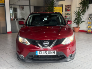 2015 Nissan Qashqai 1.5 Dci Acenta Premium in Red — image 4