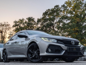 2017 Honda Civic 1.0 Vtec Turbo Ex CVT Euro 6 (s/s) 5dr in Silver — image 3