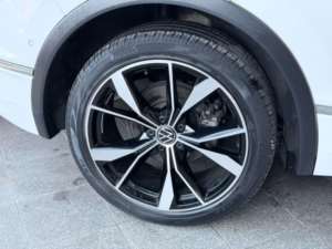 2020 Volkswagen Tiguan 1.5 Tsi R-Line DSG Euro 6 (s/s) 5dr in White — image 3