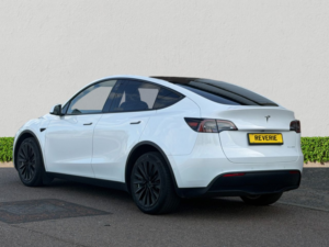 2022 Tesla Model Y (dual Motor) Long Range SUV 5dr Electric Auto 4wde (384 Bhp) in White — image 5