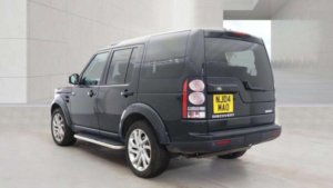 2016 Land Rover Discovery 4 3.0 Sd V6 Landmark Auto 4WD Euro 6 (s/s) 5dr in Black — image 4