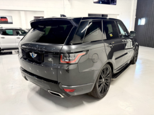 2019 Land Rover Range Rover Sport 3.0 Sd V6 Hse Dynamic in Grey — image 2
