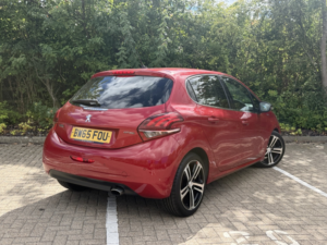 2016 Peugeot 208 1.2 Puretech Gt Line in Red — image 4