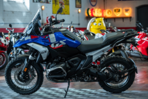 2023 BMW R 1300 Gs *one Owner* in Blue — image 3
