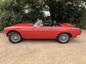 1970 MG Mgb 1.8 Roadster in Red — image 2
