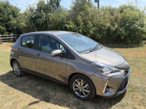 2020 Toyota Yaris 1.5 Vvt-I Icon in Bronze — image 5
