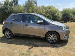 2020 Toyota Yaris 1.5 Vvt-I Icon in Bronze — image 6
