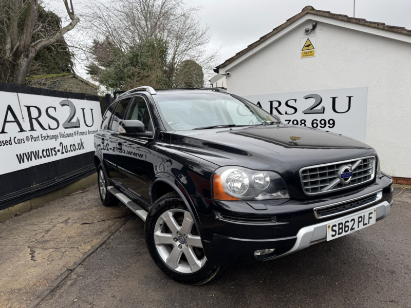 2012 Volvo Xc90 2.4 D5 Se in Black — image 1