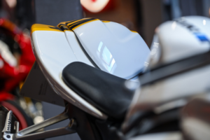 2005 Suzuki Gsx-R1000 *k5 Model - Akrapovic Exhaust* in Blue — image 5