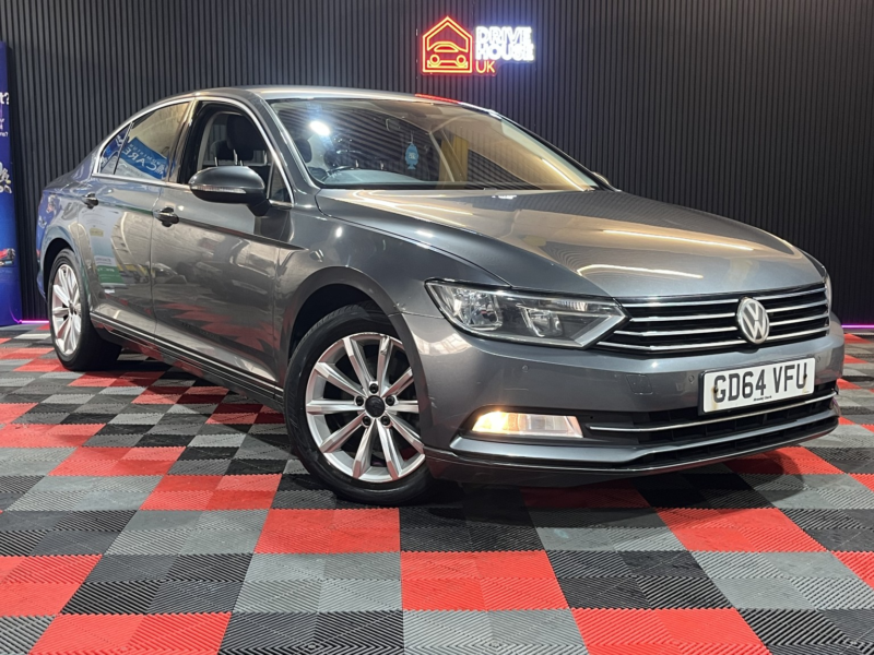 2015 Volkswagen Passat 1.6 Tdi Bluemotion Tech Se in Grey — image 1