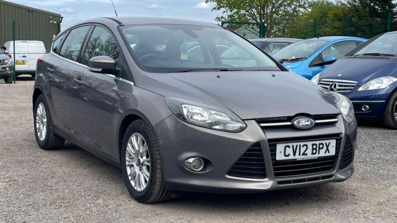 2012 Ford Focus 1.6 Tdci Titanium Euro 5 (s/s) 5dr in Brown — image 1