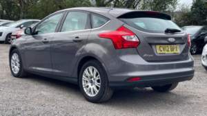2012 Ford Focus 1.6 Tdci Titanium Euro 5 (s/s) 5dr in Brown — image 5