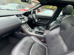 2018 Land Rover Range Rover Evoque Td4 Landmark in White — image 4