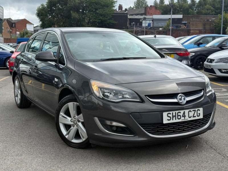 2014 Vauxhall Astra 1.4 16v Sri Euro 5 5dr in Grey — image 1