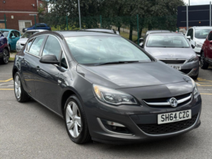 2014 Vauxhall Astra 1.4 16v Sri Euro 5 5dr in Grey — image 6