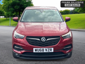 2019 Vauxhall Grandland X 1.2 Turbo Se Euro 6 (s/s) 5dr in Red — image 3