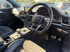2019 Audi Q5 2.0 Tdi 40 Black Edition S Tronic Quattro Euro 6 (s/s) 5dr in Grey — image 3