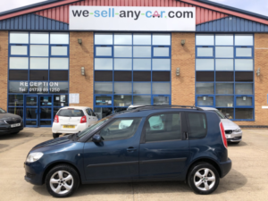 2013 Skoda Roomster 1.6 Tdi Se Plus in Blue — image 5
