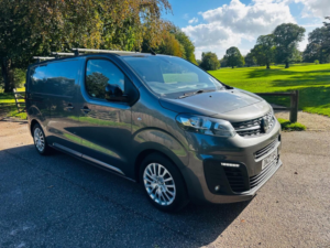 2023 Vauxhall Vivaro 1.5 Turbo D 2700 Pro L1 H1 Euro 6 (s/s) 6dr in Grey — image 2