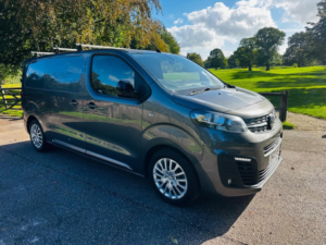 2023 Vauxhall Vivaro 1.5 Turbo D 2700 Pro L1 H1 Euro 6 (s/s) 6dr in Grey — image 3
