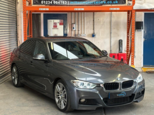 2013 BMW 3 Series 3.0 330d M Sport Auto Euro 5 (s/s) 4dr in Grey — image 4