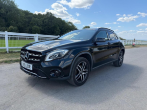 2019 Mercedes-Benz Gla 1.6 Gla180 Urban Edition 7g-Dct Euro 6 (s/s) 5dr in Black — image 4