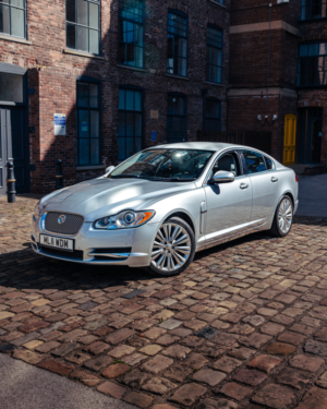 2011 Jaguar Xf 3.0d V6 Premium Luxury Saloon 4dr Diesel Auto Euro 5 (240 Ps) in Silver — image 5