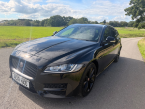 2019 Jaguar Xf 2.0i R-Sport Gpf Sportbrake 5dr Petrol Auto Euro 6 (s/s) (250 Ps) in Black — image 5