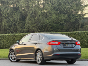 2015 Ford Mondeo 2.0 Tdci Titanium Euro 6 (s/s) 5dr in Grey — image 5