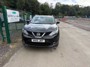 2015 Nissan Qashqai 1.6 Dci Tekna SUV 5dr Diesel Manual 2WD Euro 5 (s/s) (130 Ps) in Black — image 2