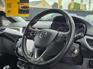2016 Vauxhall Corsa 1.4i Ecoflex Se Hatchback 5dr Petrol Manual Euro 6 (90 Ps) in Black — image 3