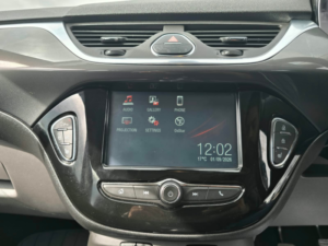 2016 Vauxhall Corsa 1.4i Ecoflex Se Hatchback 5dr Petrol Manual Euro 6 (90 Ps) in Black — image 4