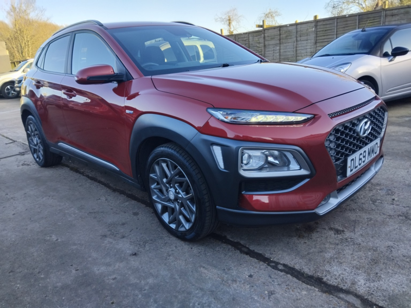 2019 Hyundai Kona 1.6 Kona Hev Prem 1.6 Dct in Red — image 1