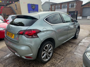 2011 Citroen Ds4 1.6 Hdi Dstyle Euro 5 5dr in Grey — image 4