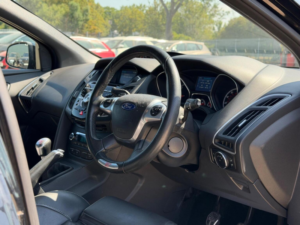2015 Ford Focus 2.0t Ecoboost St-3 Euro 5 (s/s) 5dr in Black — image 2