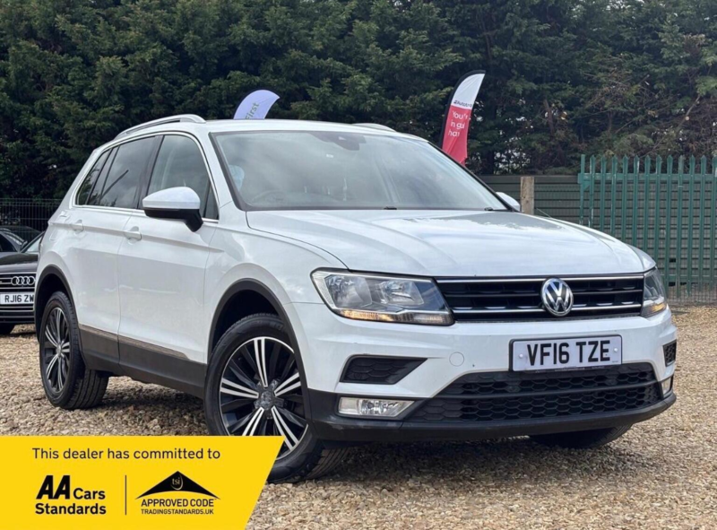 2016 Volkswagen Tiguan 2.0 Tdi Bluemotion Tech Se Navigation DSG 4motion Euro 6 (s/s) 5dr in White — image 1
