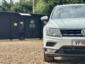 2016 Volkswagen Tiguan 2.0 Tdi Bluemotion Tech Se Navigation DSG 4motion Euro 6 (s/s) 5dr in White — image 6