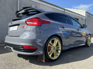 2018 Ford Focus 2.0 Tdci St-3 in Grey — image 6