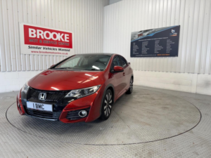2016 Honda Civic 1.8 I-Vtec Sr Auto Euro 6 5dr in Red — image 5