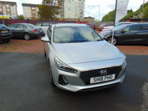 2018 Hyundai I30 1.4 I30 Prem 1.4t 140ps * 1 Owner * Full Dealer Service History * Lez Compliant * Finance Available in Silver — image 4