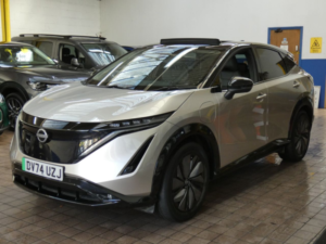 2024 Nissan Ariya 87kwh Advance SUV 5dr Electric Auto E-4orce 22kw Charger (306 Ps) in Silver — image 3