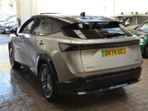 2024 Nissan Ariya 87kwh Advance SUV 5dr Electric Auto E-4orce 22kw Charger (306 Ps) in Silver — image 4