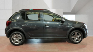 2019 Dacia Sandero Stepway 0.9 Stepway Essential Tce 90 My18 in Grey — image 5