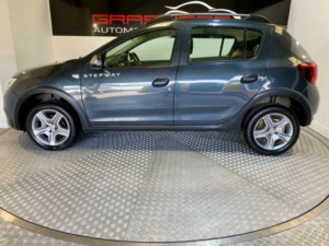 2018 Dacia Sandero Stepway 0.9 Tce Comfort in Grey — image 6