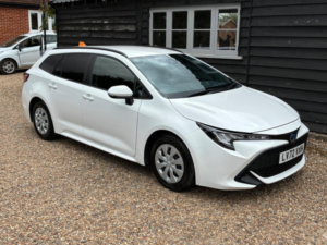 2022 Toyota Corolla 1.8 Vvt-H CVT Euro 6 (s/s) 5dr in White — image 5