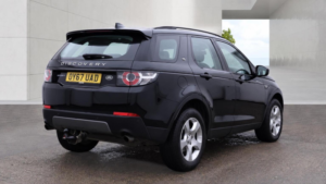 2017 Land Rover Discovery Sport 2.0 Ed4 Se Tech Euro 6 (s/s) 5dr (5 Seat) in Black — image 4
